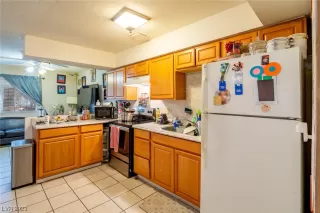 Photo #6: 2503854 Listing 