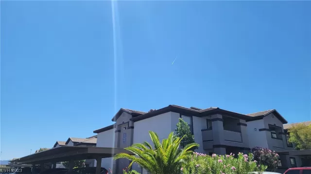 MLS: 2503860 Condo For Sale