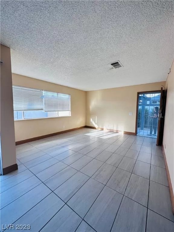 MLS: 2503870 Condo For Sale