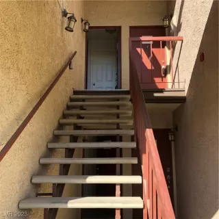 Photo #4: 2503884 Listing 