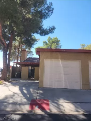 Photo #3: 2503891 Listing 