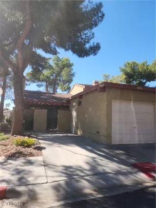 Photo #4: 2503891 Listing 