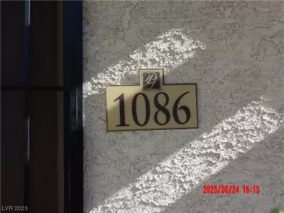 Photo #4: 2503898 Listing 
