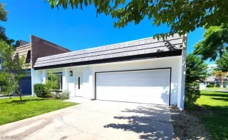 Photo #1: 2503907 Listing