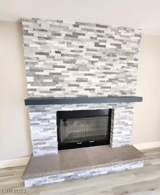 Photo #6: 2503907 Listing