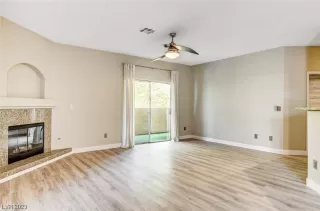 Photo #1: 2503911 Listing 