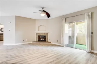 Photo #3: 2503911 Listing 