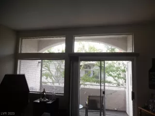 Photo #2: 2503925 Listing