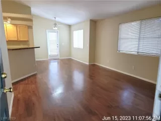 Photo #1: 2503959 Listing 