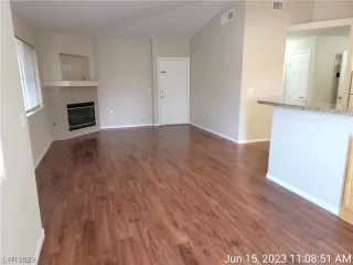 Photo #3: 2503959 Listing 