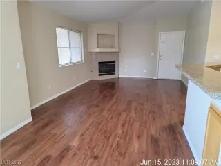 Photo #4: 2503959 Listing 