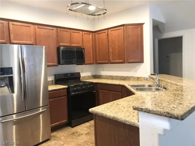 MLS: 2504027 Condo For Sale