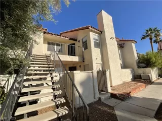 Photo #2: 2504085 Listing 