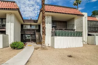 Photo #2: 2504130 Listing 