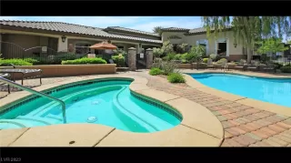 Photo #1: 2504172 Listing 