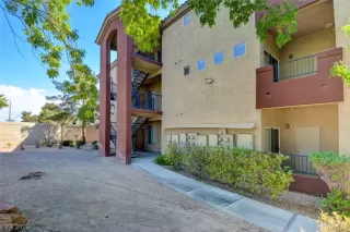 Photo #3: 2504172 Listing 