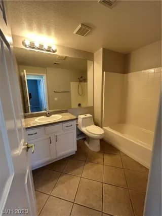 Photo #6: 2504196 Listing 