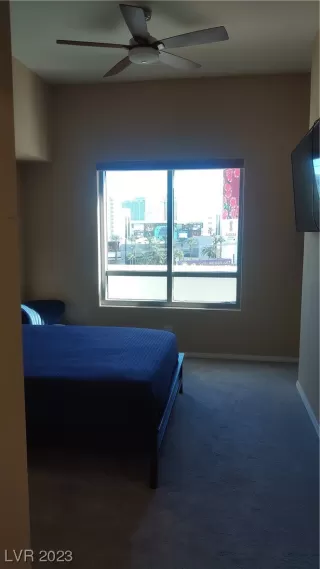 Photo #2: 2504206 Listing 