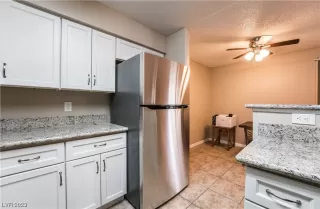 Photo #2: 2504233 Listing 