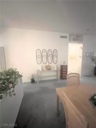 Photo #4: 2504265 Listing 