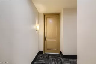 Photo #3: 2504268 Listing 