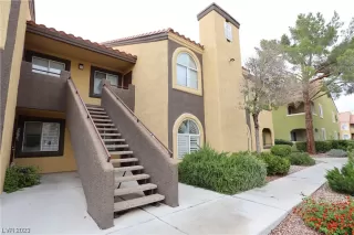 Photo #1: 2504269 Listing