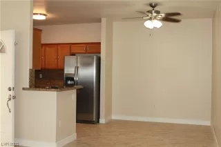 Photo #3: 2504276 Listing 