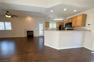 Photo #3: 2504277 Listing 