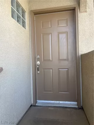 Photo #1: 2504287 Listing
