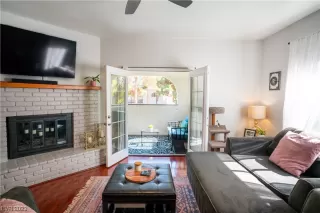 Photo #6: 2504290 Listing