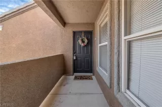 Photo #2: 2504354 Listing