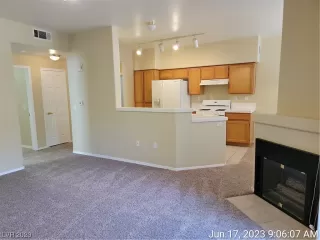 Photo #4: 2504372 Listing 