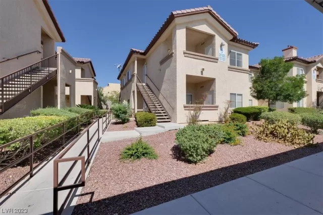 MLS: 2504410 Condo For Sale