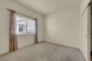 Photo #3: 2504410 Listing