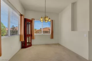 Photo #4: 2504410 Listing