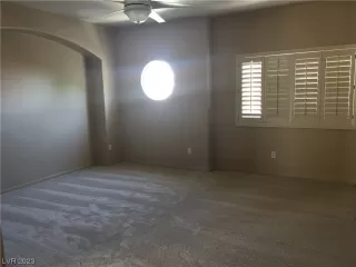 Photo #1: 2504426 Listing 