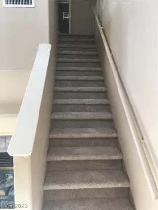 Photo #3: 2504426 Listing 