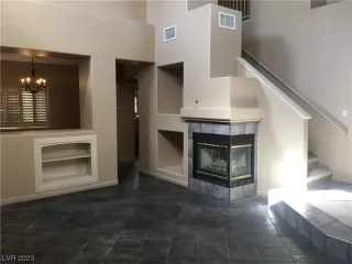 Photo #4: 2504426 Listing 