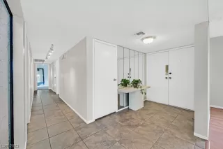 Photo #5: 2504474 Listing 