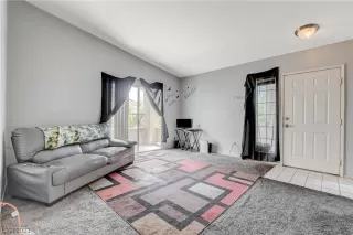 Photo #5: 2504492 Listing