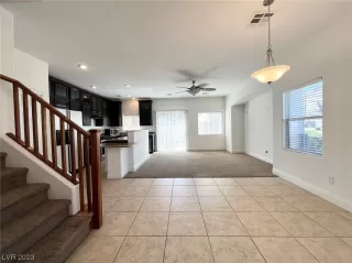 Photo #3: 2504508 Listing 