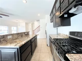 Photo #6: 2504508 Listing 