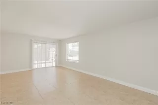 Photo #1: 2504548 Listing 