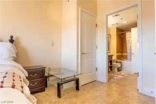 Photo #6: 2504559 Listing 