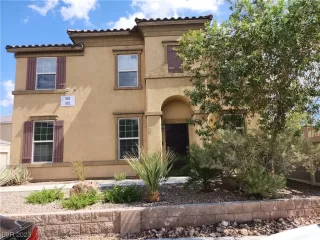 Photo #1: 2504565 Listing 