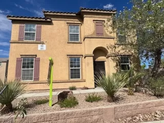 Photo #2: 2504565 Listing 