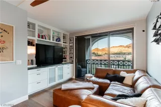 Photo #2: 2504594 Listing 