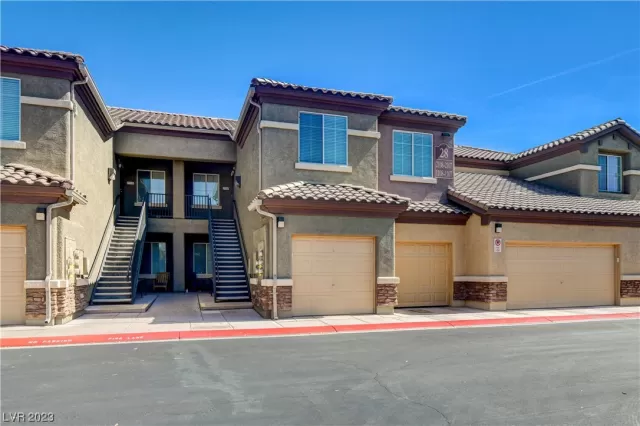 MLS: 2504615 Condo For Sale