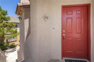 Photo #3: 2504621 Listing