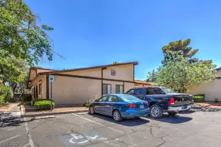 Photo #4: 2504648 Listing 